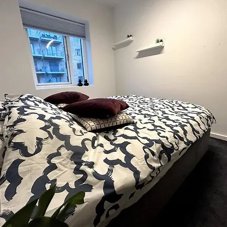 Skon Bolig, Rummelig Og Taet Pa Centrum, 3 Vaerelser